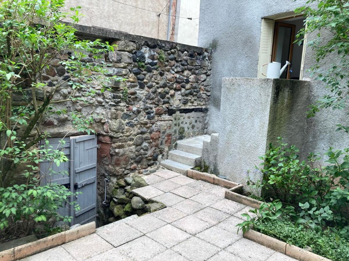 Appartement Au Coeur D'Espalion La Cabane Du Lot Zewnętrze zdjęcie